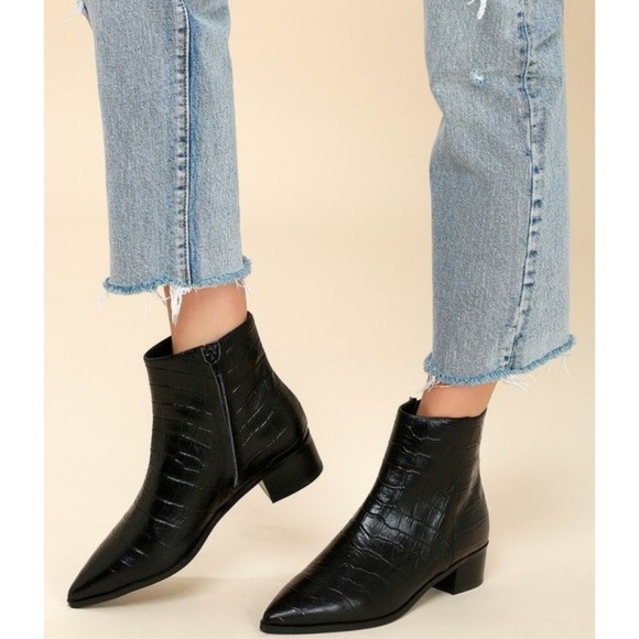 Antonio Vallé Shoes - Black Crocodile Embossed Booties